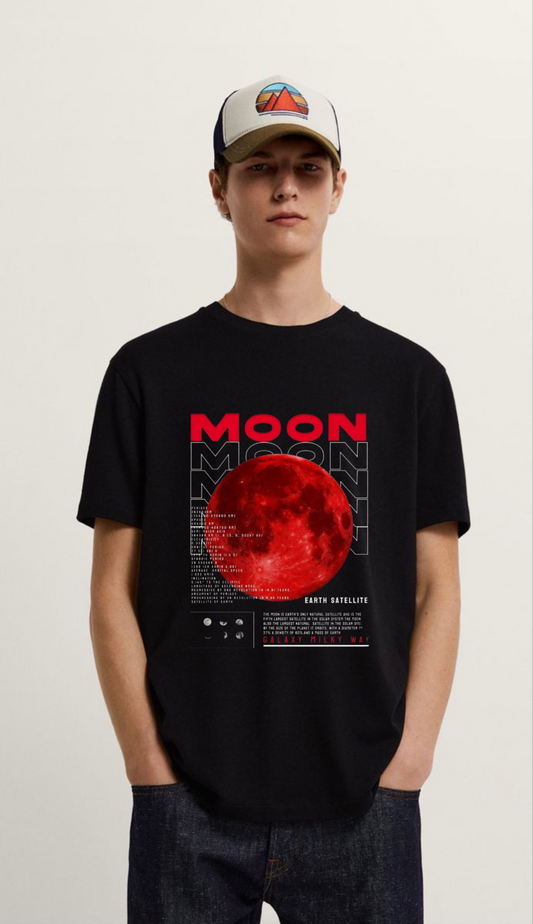 Black Bloodmoon T-Shirt – Mystical Lunar Style