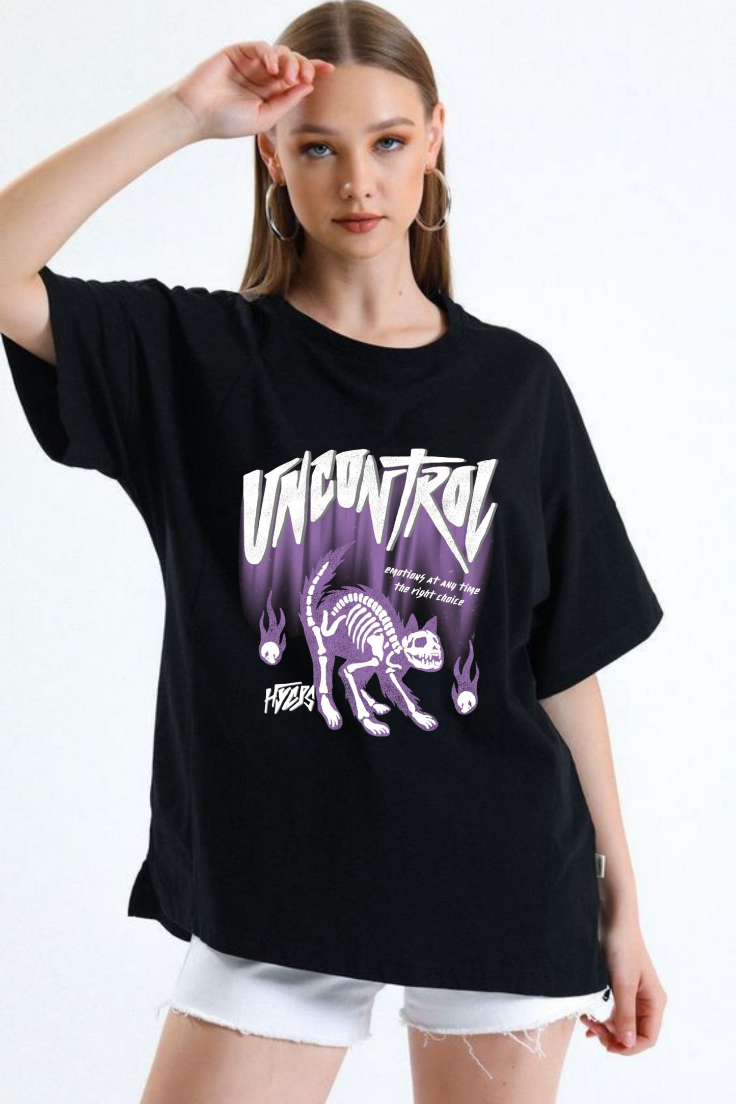 Uncontrol – Black Oversized T-Shirt