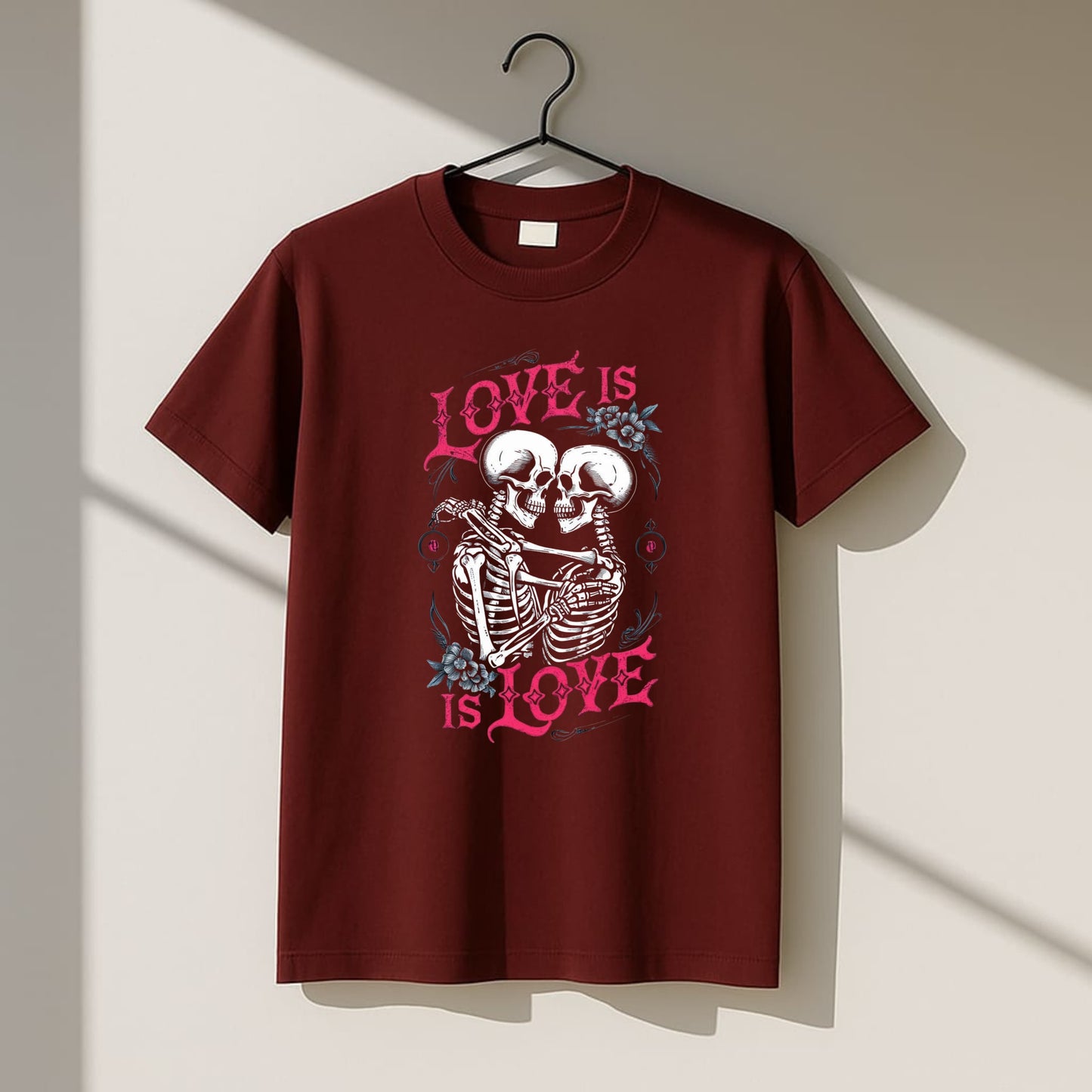 Love is Love – Women's Crewneck T-Shirt